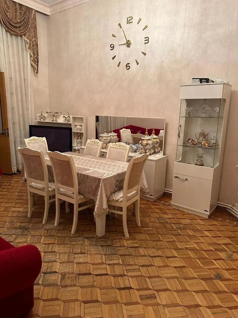 Apartment Near Khatai Metro 바쿠